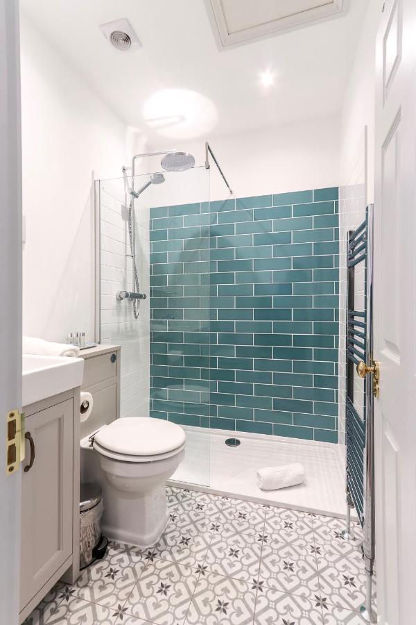 Bright Modern Two Bed With Parking Apartamento *